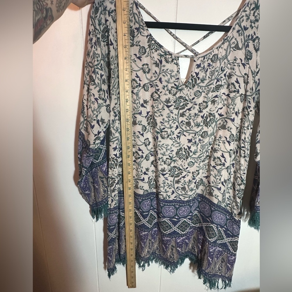 Altar’d State Women’s Long Sleeve Blouse with Fringe Size Medium - Picture 9 of 13